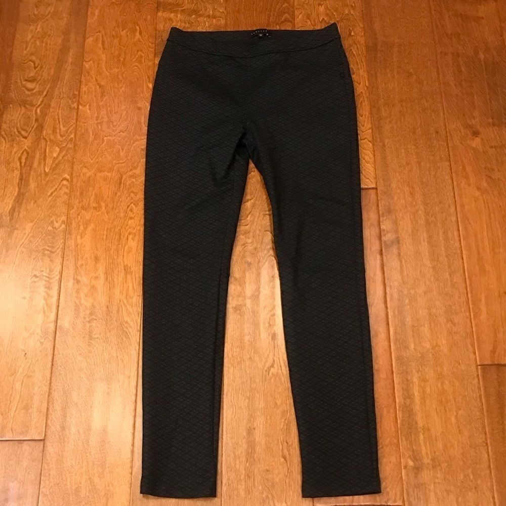 Sanctuary Brand Black and Gray Diamond Print Jeggings